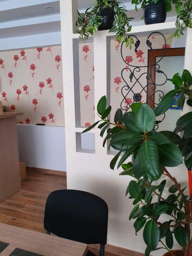Tranzitrooms Бухарест Екстер'єр фото