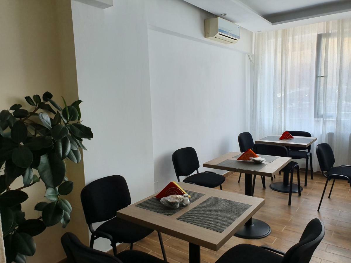 Tranzitrooms Бухарест Екстер'єр фото